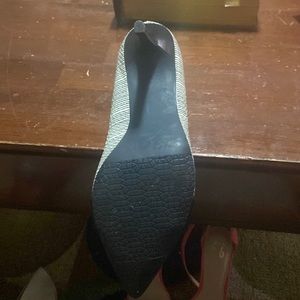 2 1/2” Violet & Red high heel pump